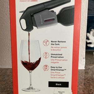Coravin model 3 wine preservation system